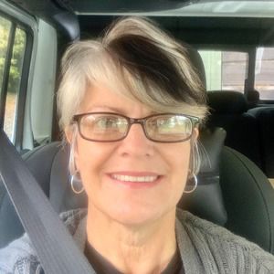 Meet your Posher, Tina